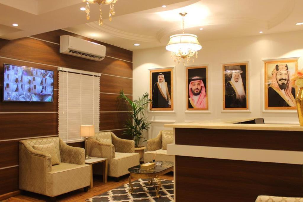 فندق كيان - Kyan Hotel Khamis Mushait Exteriör bild