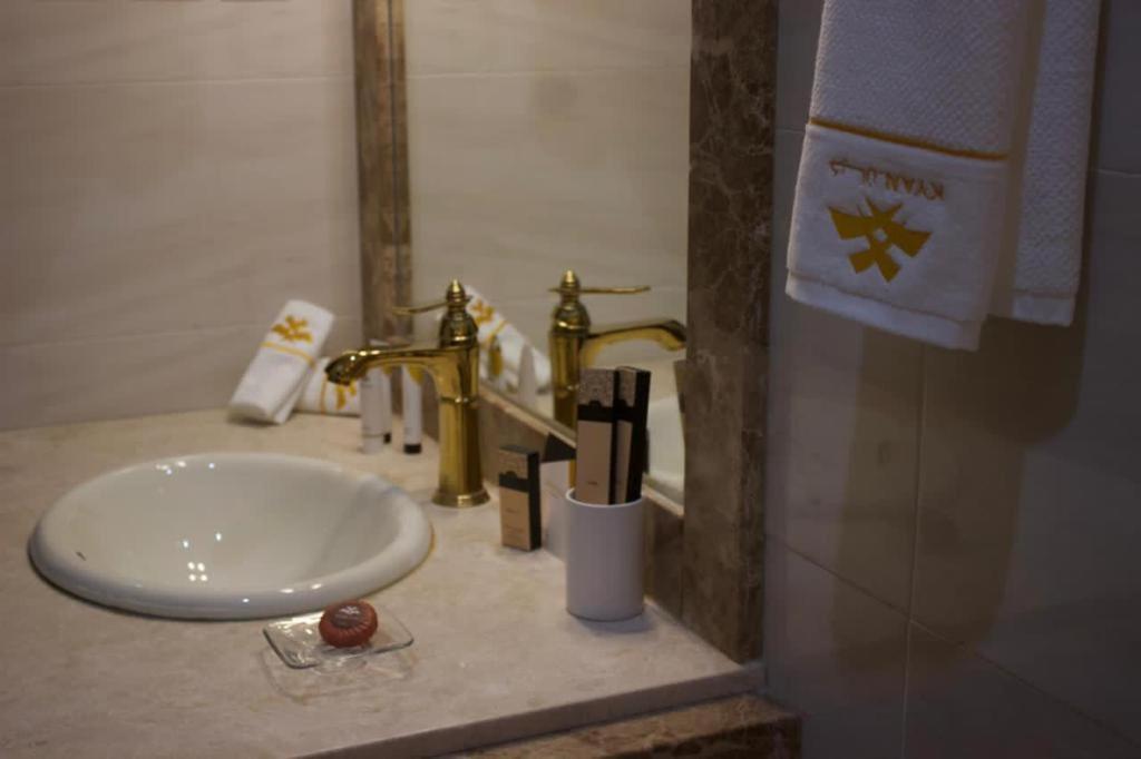 فندق كيان - Kyan Hotel Khamis Mushait Exteriör bild