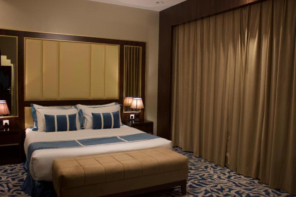فندق كيان - Kyan Hotel Khamis Mushait Exteriör bild